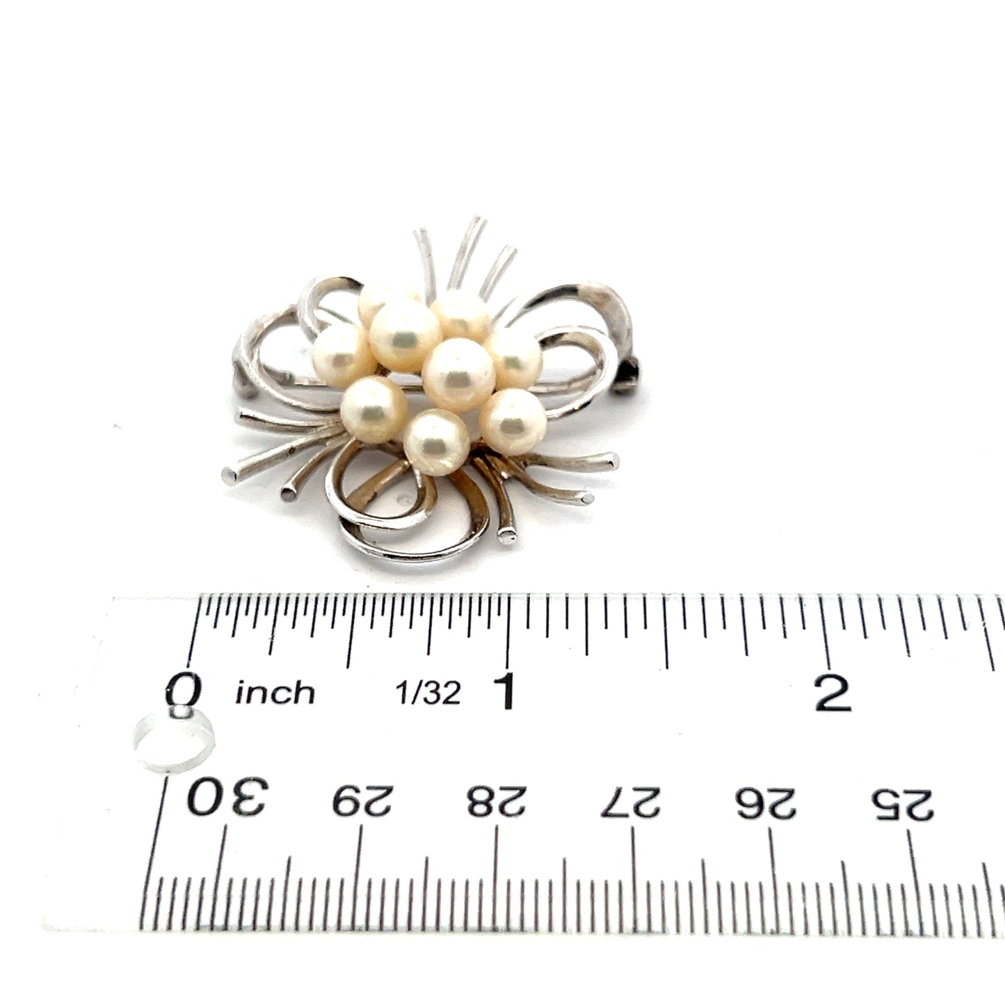 Mikimoto Estate Akoya Pearl Brooch Silver 6 mm 9.5 Grams M367