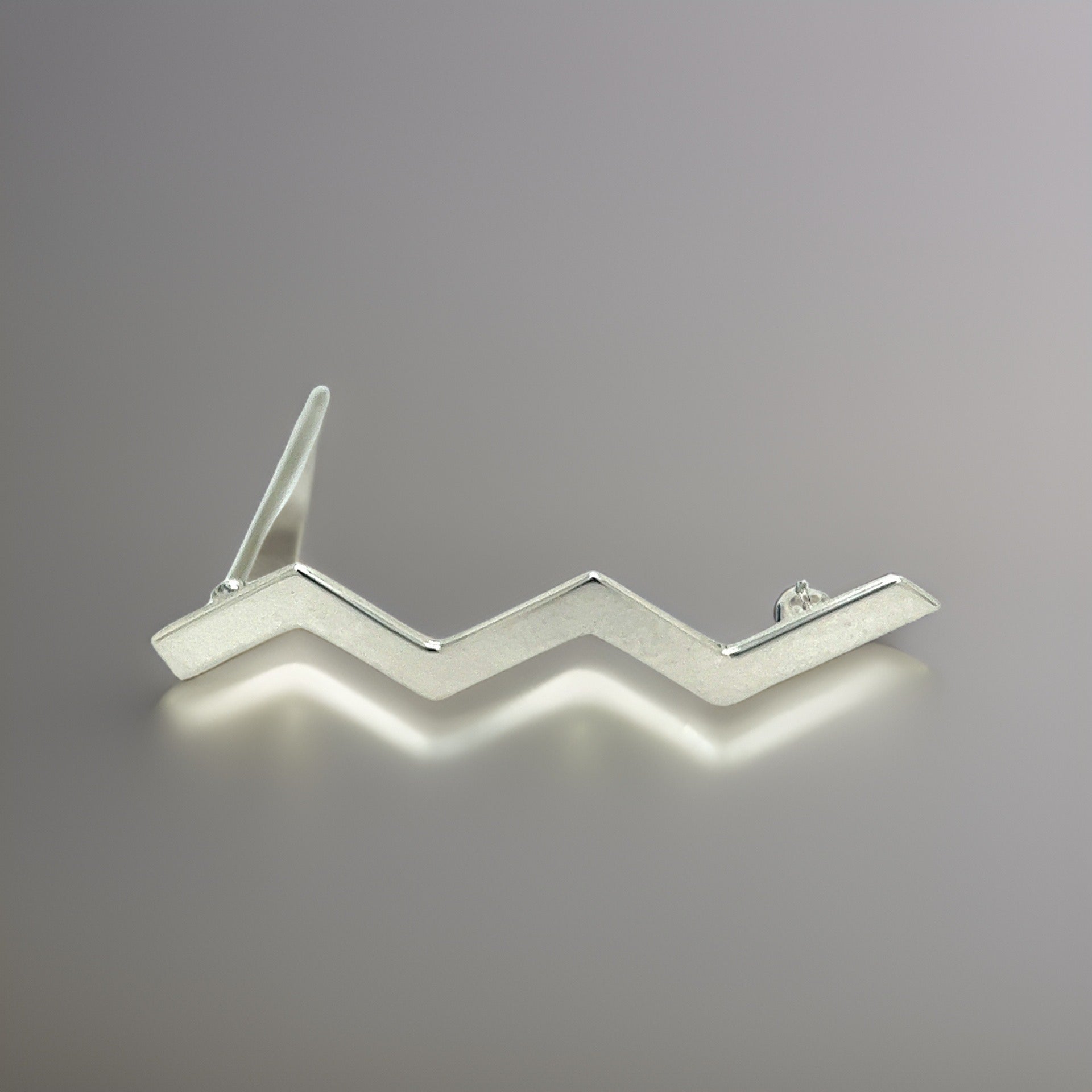 Tiffany & Co Estate Zigzag Wave Brooch Pin Sterling Silver By Paloma Picasso TIF483 - Certified Fine Jewelry