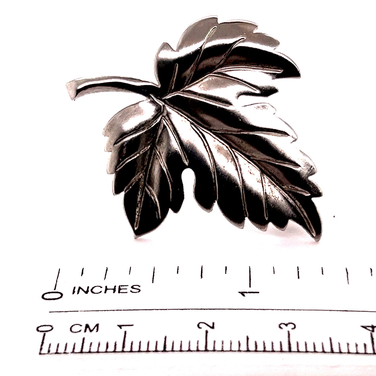 Tiffany & Co Estate Leaf Brooch Pin Sterling Silver 7 Grams TIF346 - Certified Fine Jewelry