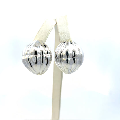 Tiffany & Co Estate XL Puffed Clip-on Earrings Sterling Silver TIF737