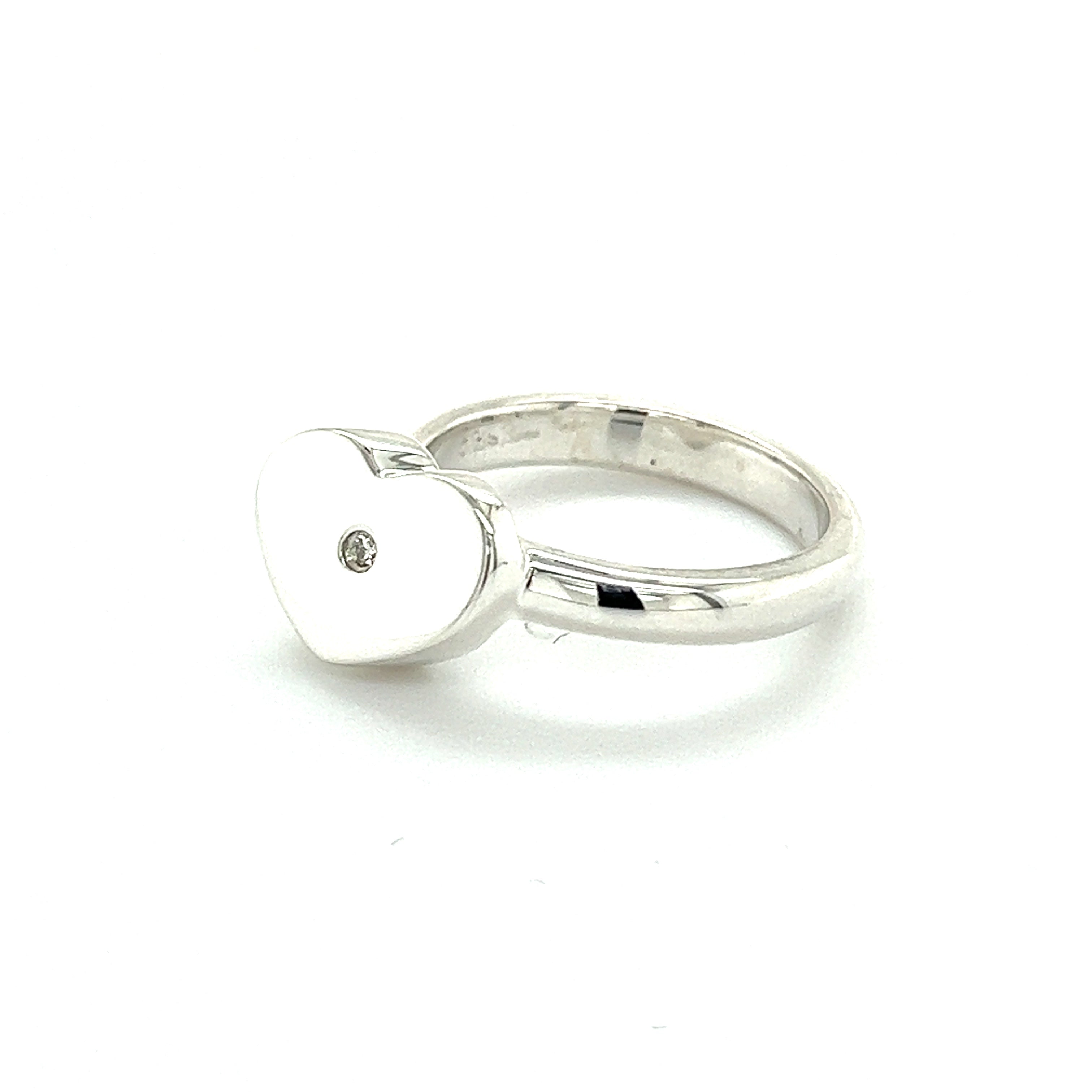 Tiffany & Co. Silver Triple Interlocking Rings Size 4 – TheLuxuryExpress