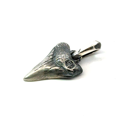 David Yurman Sharktooth Amulet Sterling Silver Estate DY731