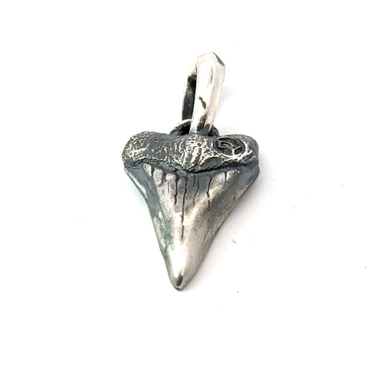 David Yurman Sharktooth Amulet Sterling Silver Estate DY731