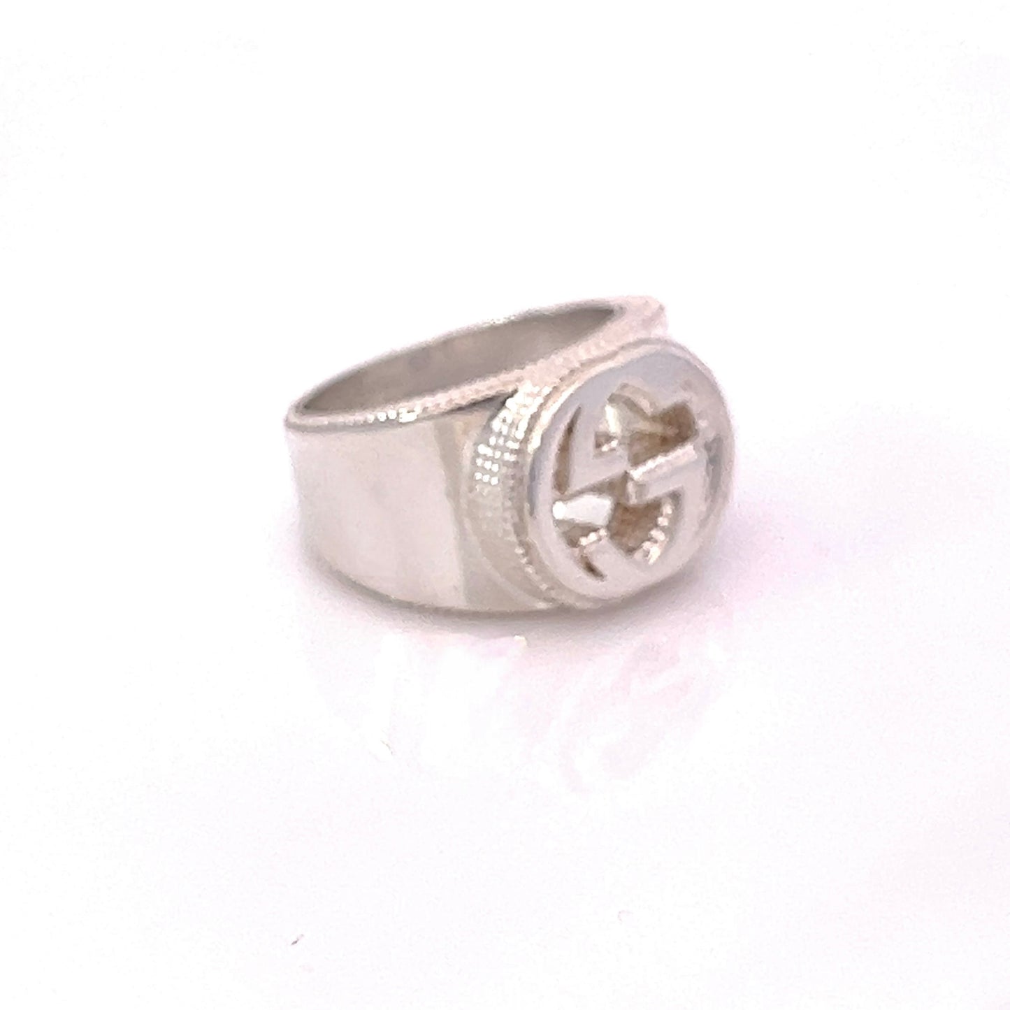 Gucci Estate Sterling Silver Ring Size 8.5, 15 mm Height 17.9 Grams G45