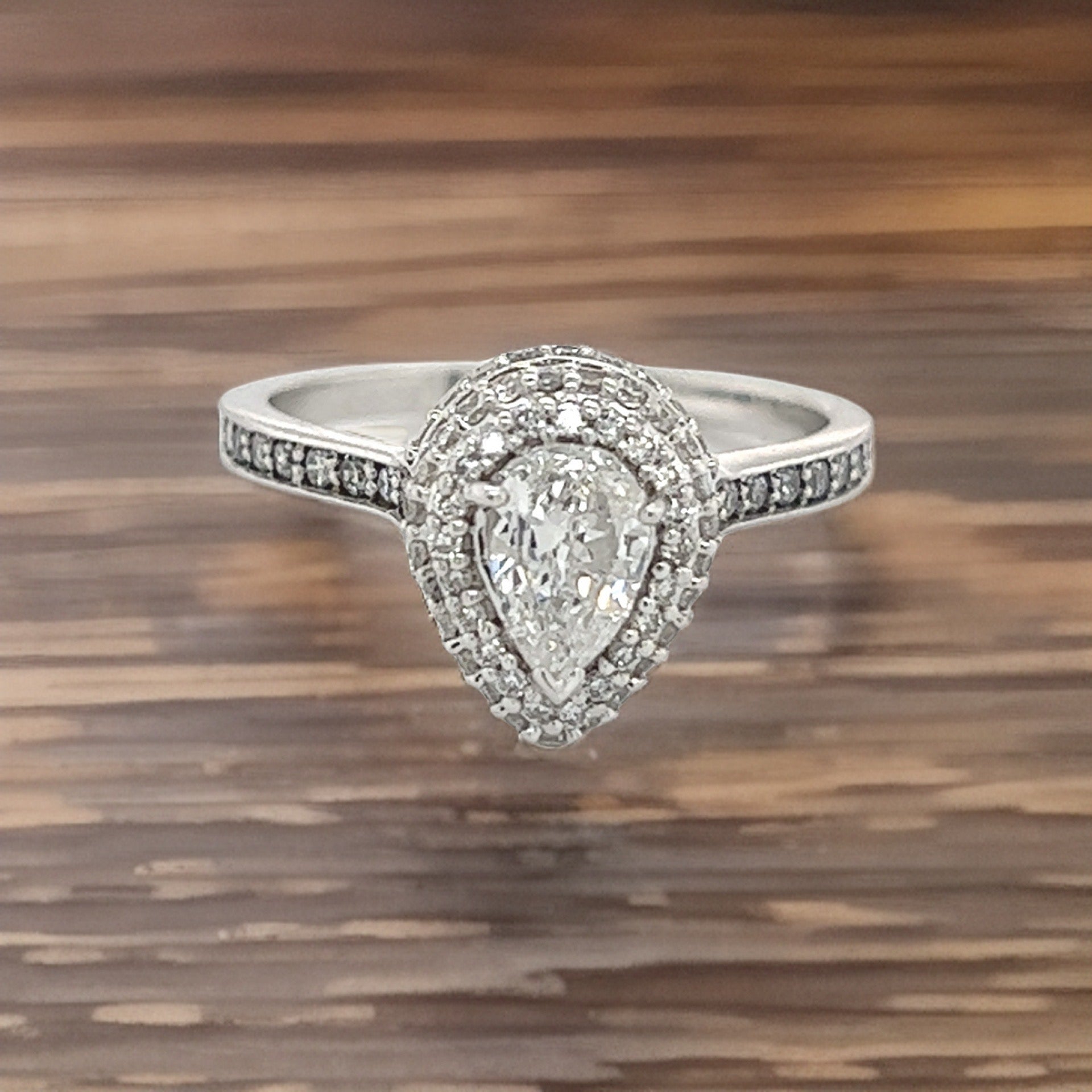 Diamond Ring Size 6.5 14k Gold 0.91 TCW 3.19 Grams Certified $5,950 215101 - Certified Fine Jewelry
