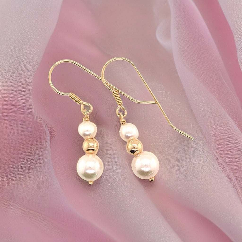 Akoya Pearl Earrings 14 KT Gold 8.10-5.50 mm Certified $799 013386