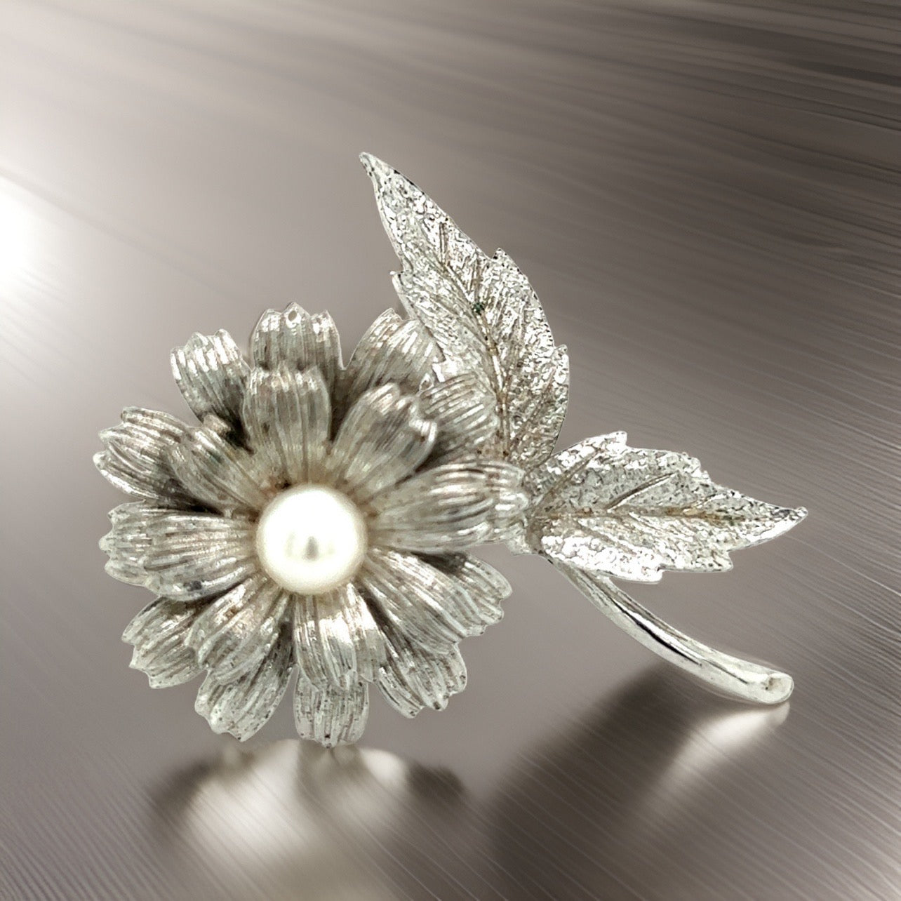 Mikimoto Estate Akoya Pearl Brooch Pin Sterling Silver 6.16 mm M321