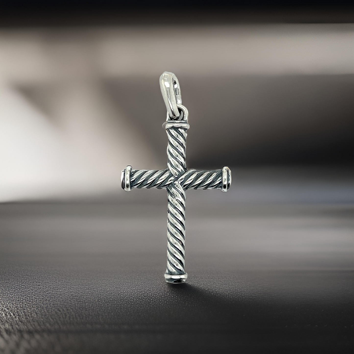 David Yurman Estate Unisex Cable Cross Sterling Silver DY540