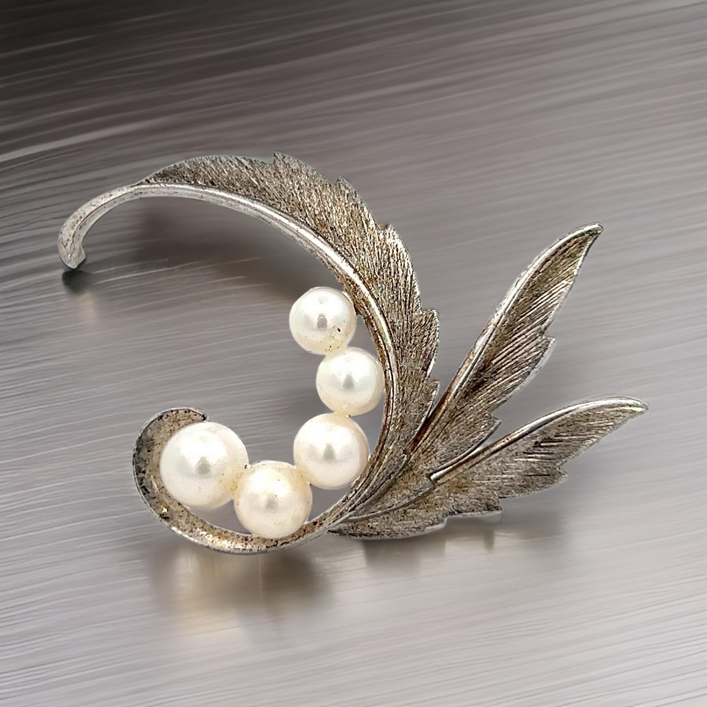 Mikimoto Estate Akoya Pearl Brooch Pin 5-7 mm Silver M410