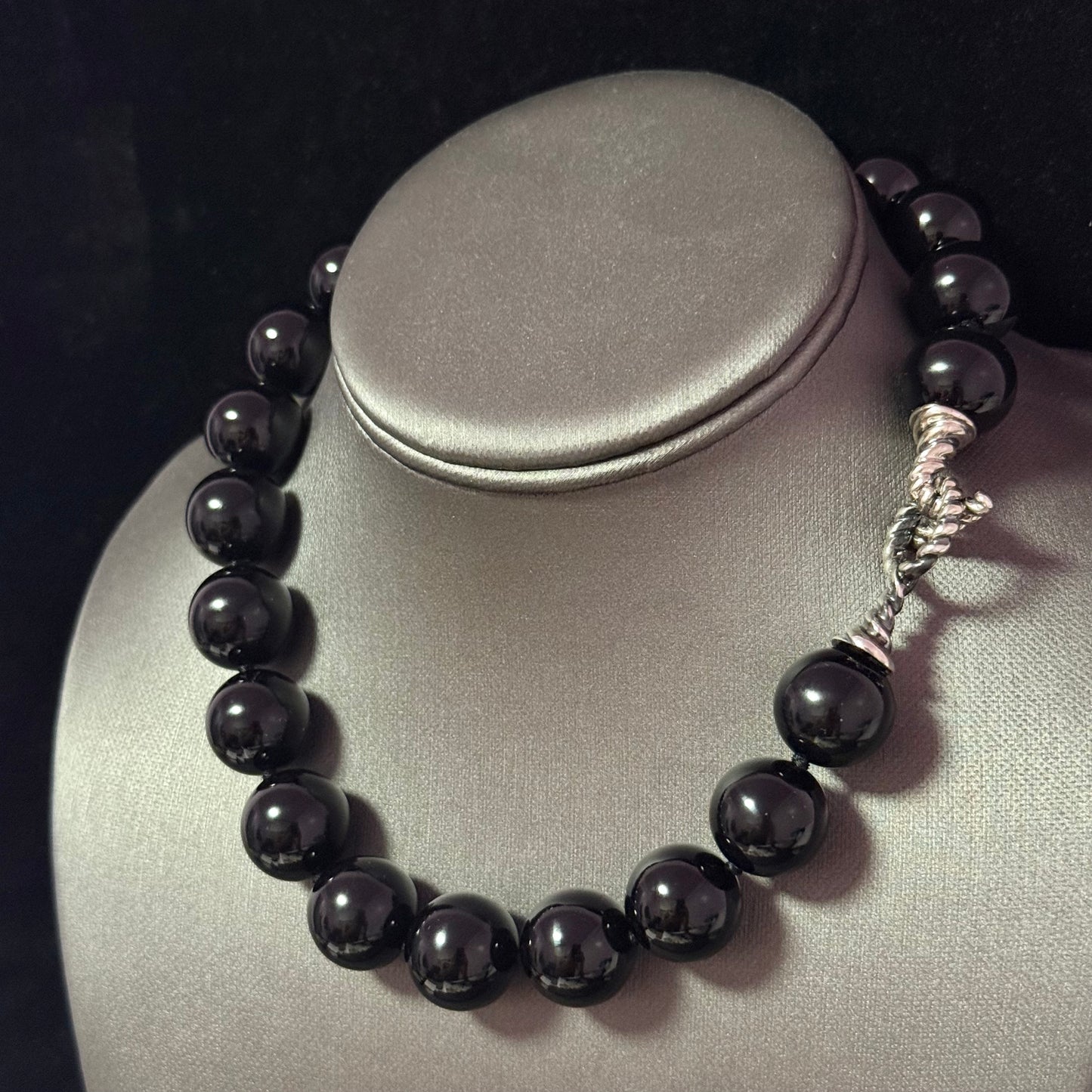 Tiffany & Co Onyx Beads Toggle Necklace 16" 16 mm Sterling Silver Estate TIF934