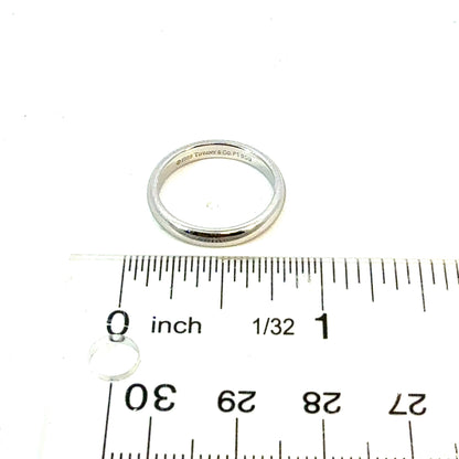 Tiffany & Co Platinum Band Ring Size 8, 2.5 mm Height Estate TIF925
