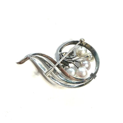 Mikimoto Sterling Silver Pin with 5 Akoya Cultured Pearls M464