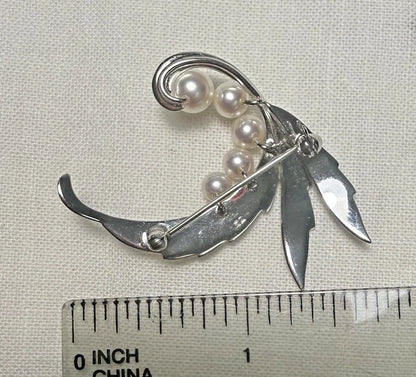 MIKIMOTO Akoya Pearl Leaf Brooch Pin Sterling Silver Signed M463