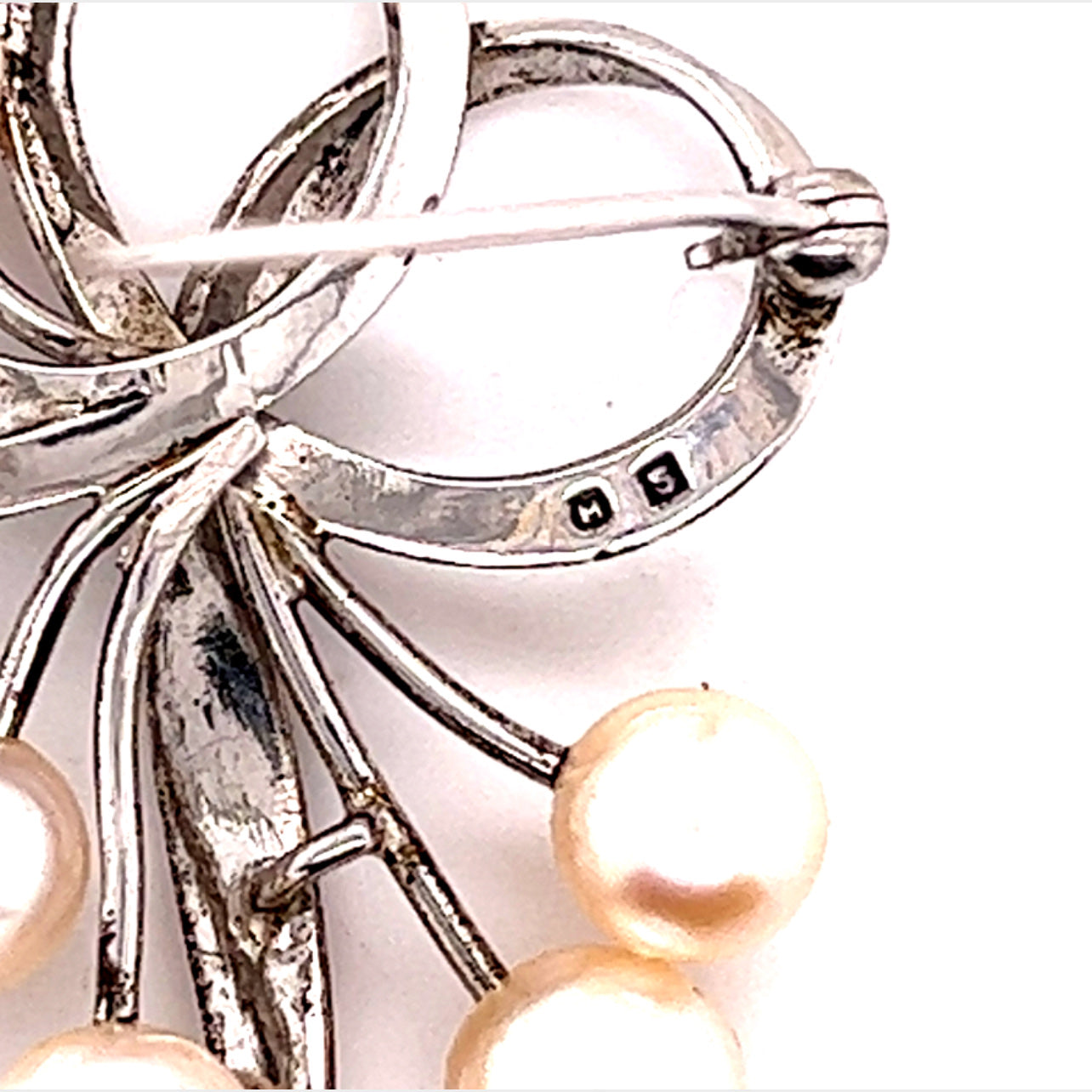 Mikimoto Estate Akoya Pearl Brooch Sterling Silver 6.60 mm 5.2 Grams M257 - Certified Fine Jewelry