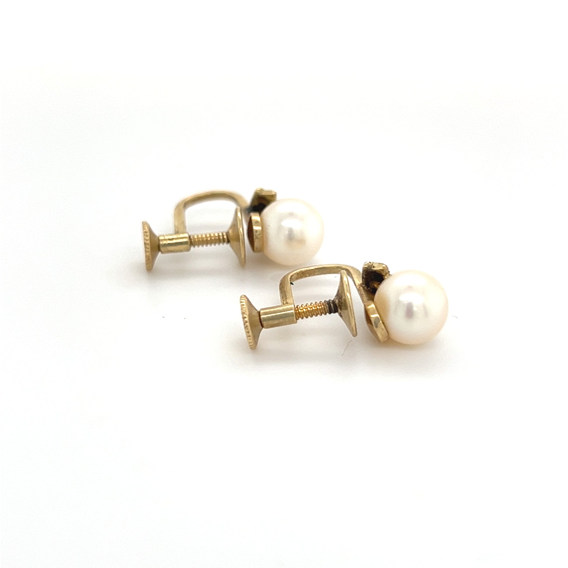 Mikimoto Estate Akoya Pearl Earrings 14k Gold 6.90 mm 3.1 Grams M256