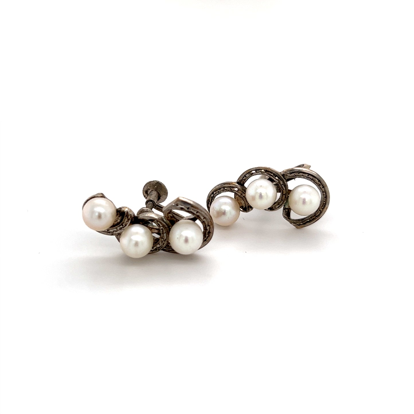 Mikimoto Estate Akoya Pearl Earrings Sterling Silver 5.5 mm 5.1 Grams M254