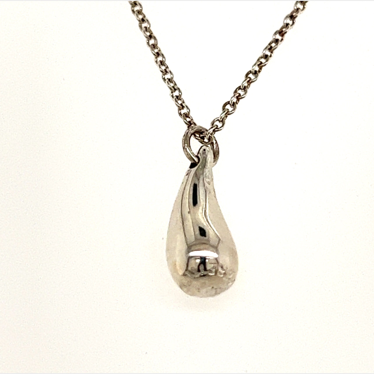 Tiffany & Co Estate Drop Pendant Necklace W/Tear 17" Silver By Elsa Peretti TIF228