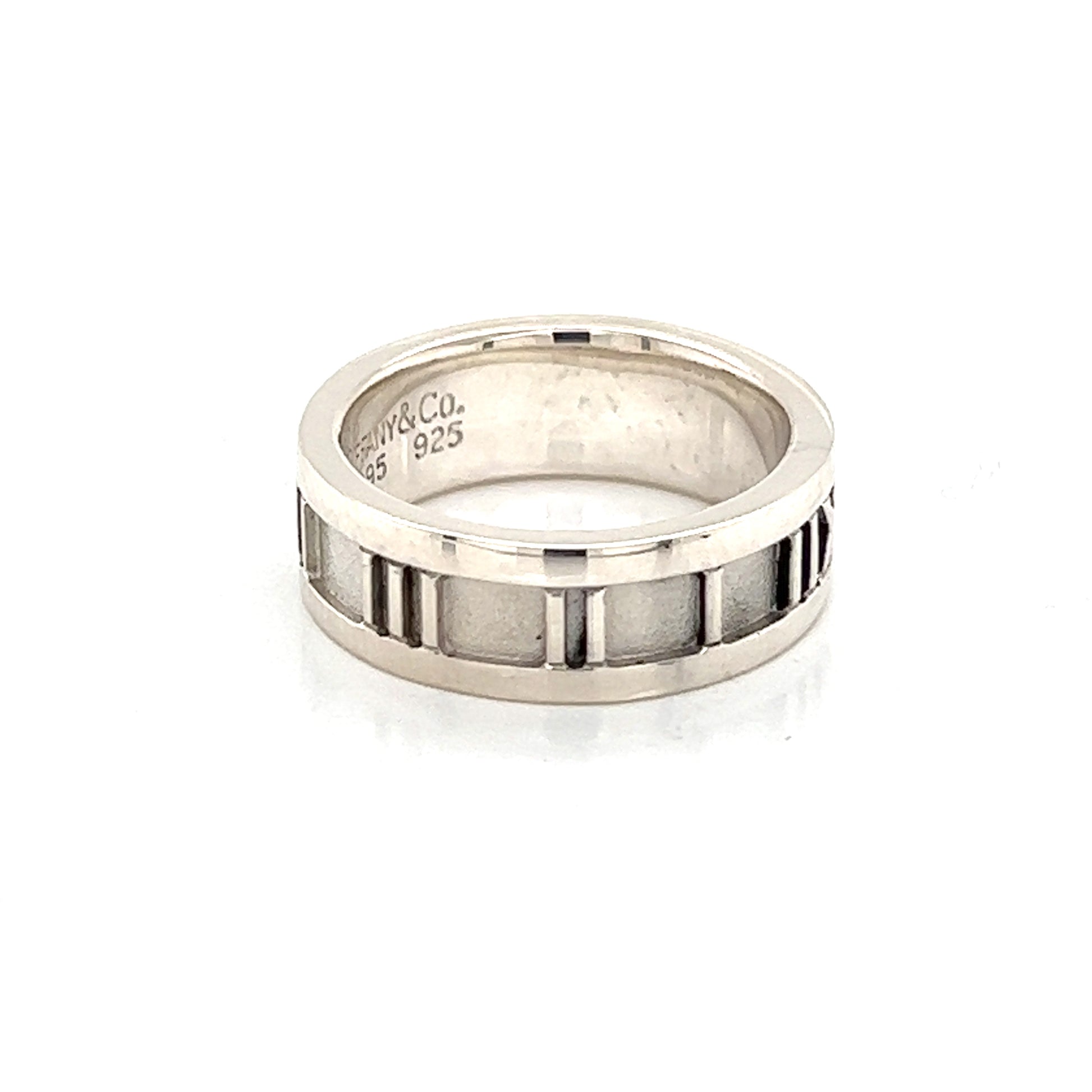 Tiffany & Co Estate Sterling Silver Ring Size 4.25, 5.2 Grams TIF182